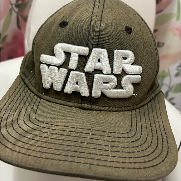 Star Wars cap - Picture 1 of 2